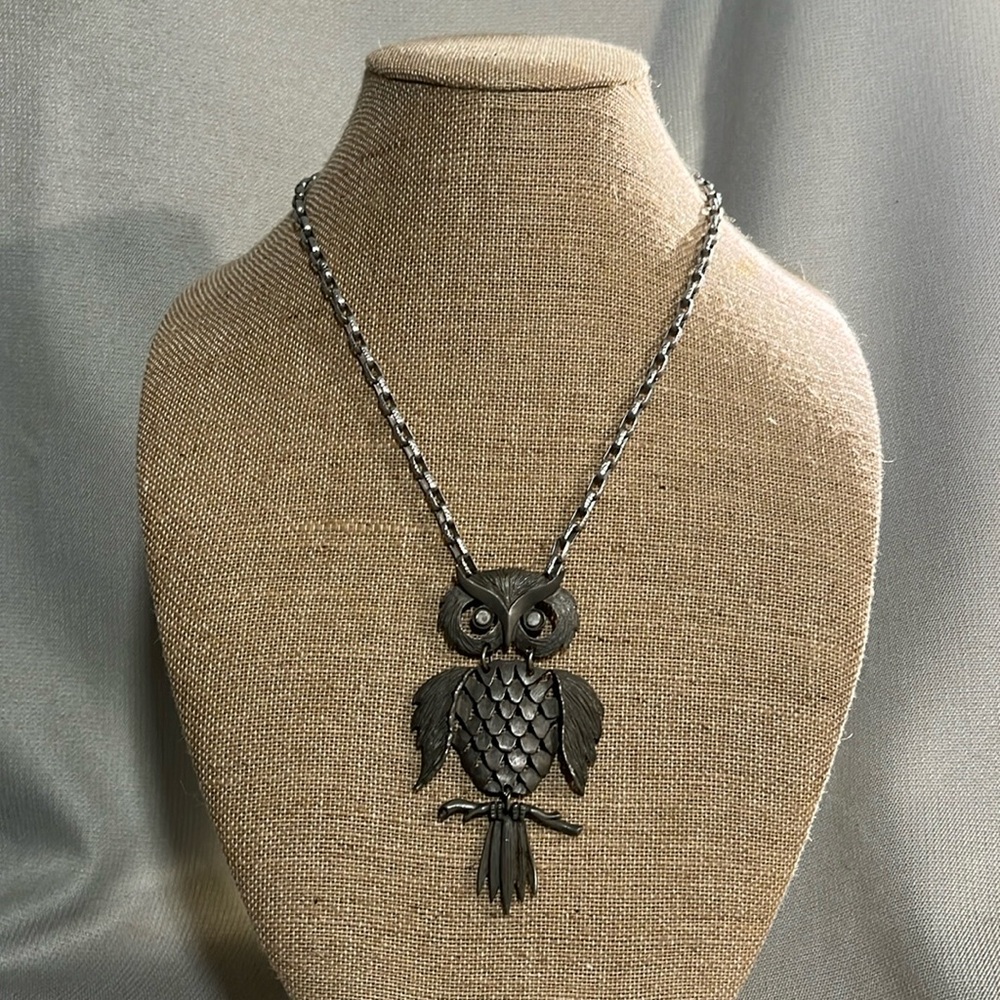 Vintage 1970s Owl Necklace Pewter Horned Owl